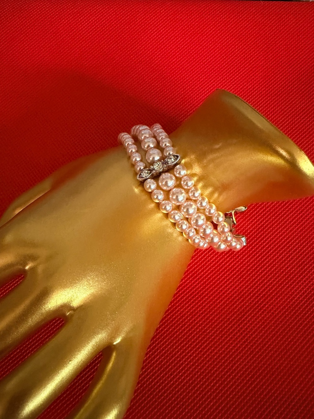Triple-Strand Pearl Bracelet with Rhinestone Clasp - White Pearls
